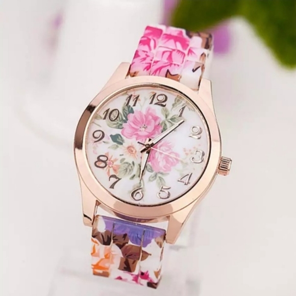 Women Watch Printed Flowr Watch New - Picture 4 of 5
